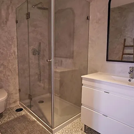 Try Mouraria Апартаменты *